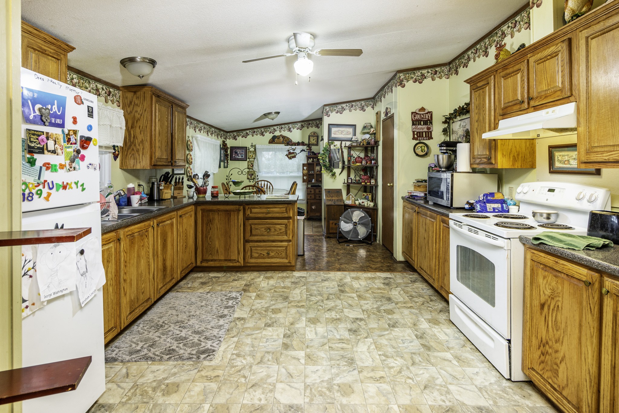 530 Revilo Road Leoma, TN 38468 - Photo 4 of 18
