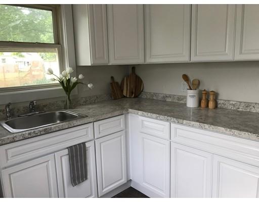 17 Amore Road Springfield, MA 01109 - Photo 6 of 8 Gallery Image 6