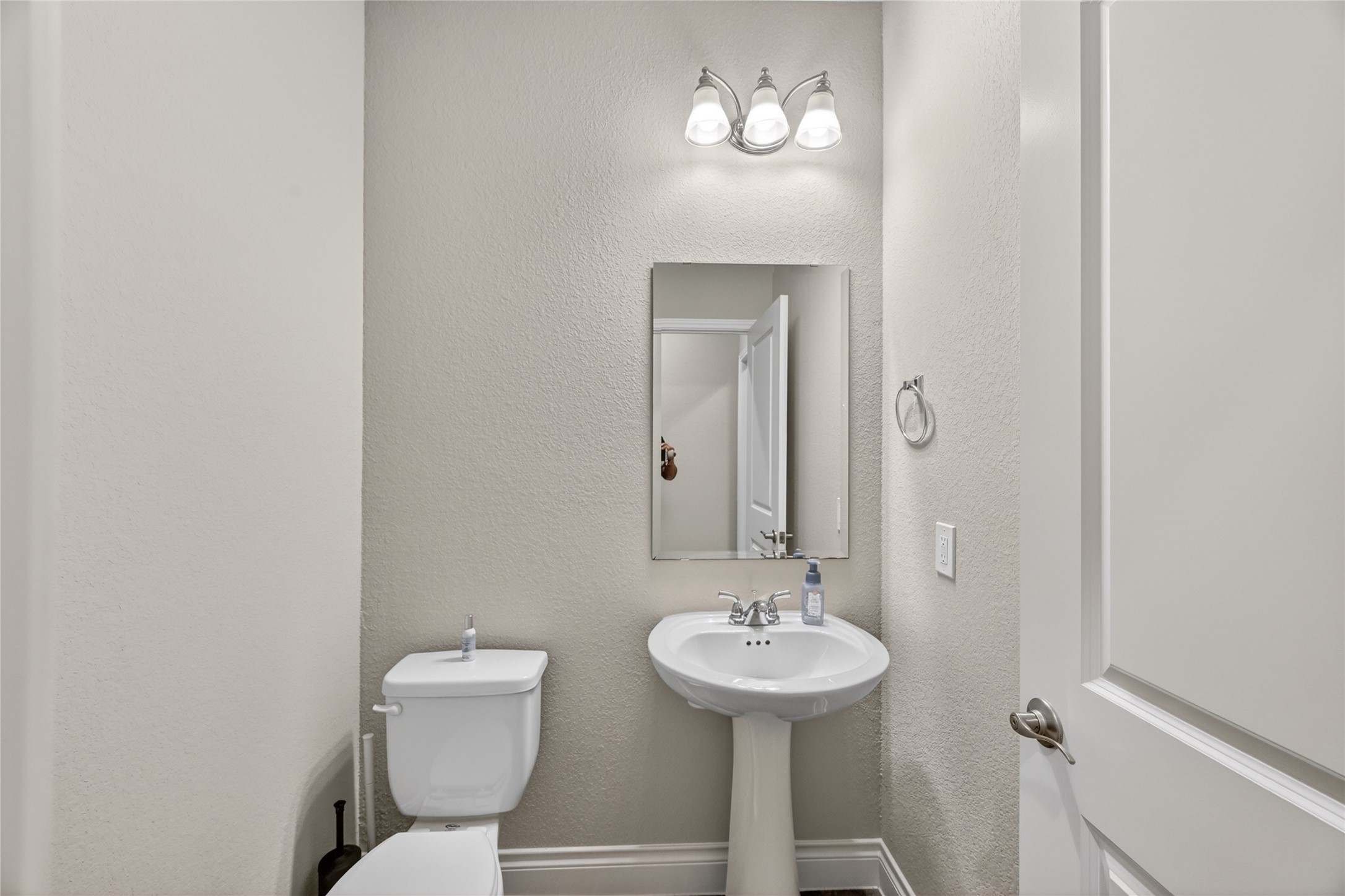4307 Bluewood Court Manvel, TX 77578 - Photo 36 of 45