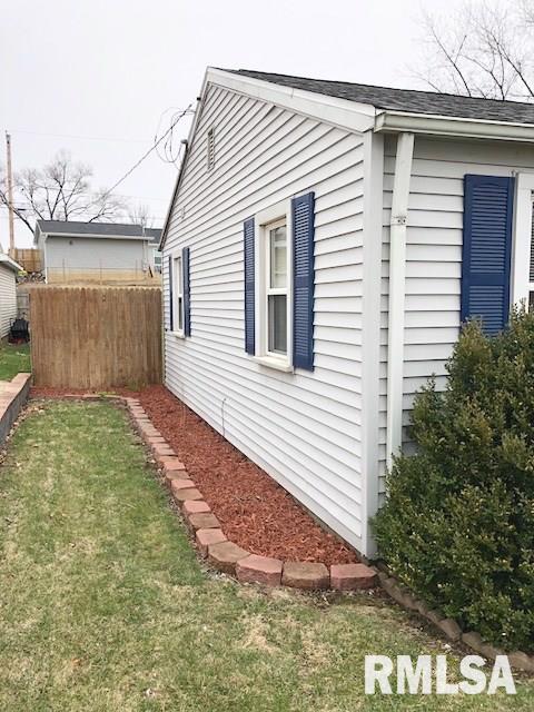 629 Sangamon Road Marquette Heights, IL 61554 - Photo 35 of 36 Gallery Image 35