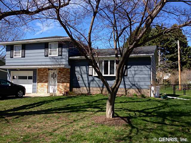 180 Eaton Road Irondequoit, NY 14617 - Photo 1 of 1 Exterior Front