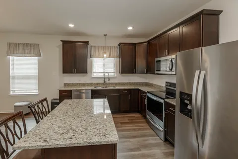 $325,000 | 125 Janice Road, Taylor, TX 76574