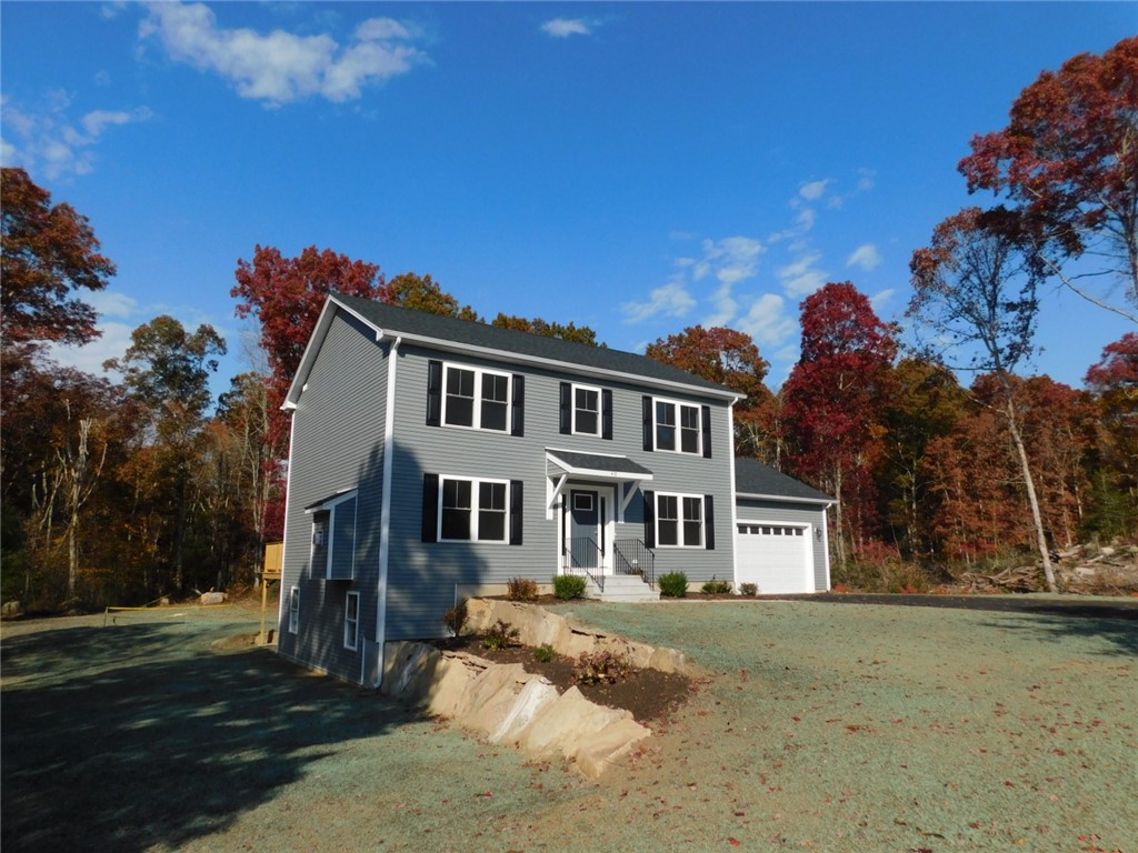 40 Hopkinton Hill Road Hopkinton, RI 02832 - Photo 3 of 36 Gallery Image 3