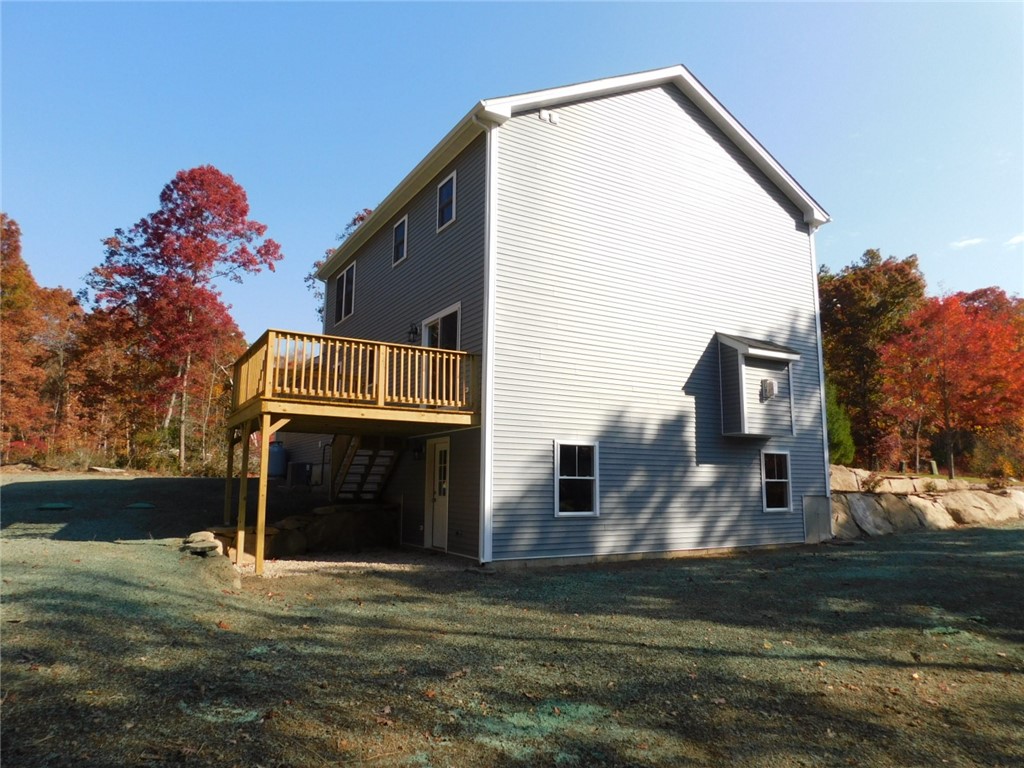 40 Hopkinton Hill Road Hopkinton, RI 02832 - Photo 5 of 36 Gallery Image 5