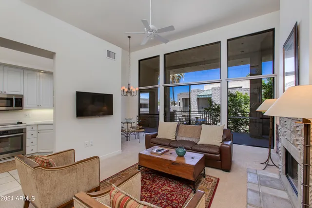 $10,000 | 2802 East Camino Acequia Drive, Unit 58, Phoenix, AZ 85016