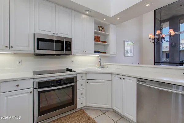 $10,000 | 2802 East Camino Acequia Drive, Unit 58, Phoenix, AZ 85016