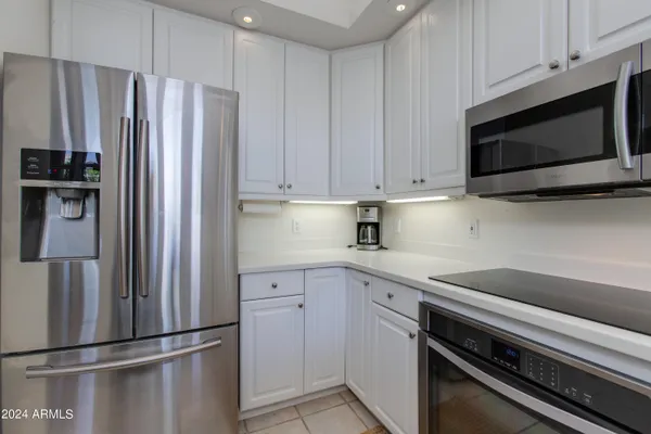 $10,000 | 2802 East Camino Acequia Drive, Unit 58, Phoenix, AZ 85016