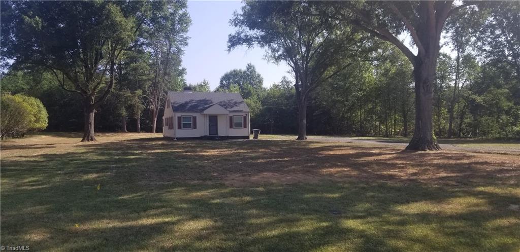 636 Summit Road Eden, NC 27288 - Photo 1 of 23 Gallery Image 1