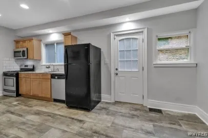 $1,950 | 105 Mariner Street, Buffalo, NY 14201