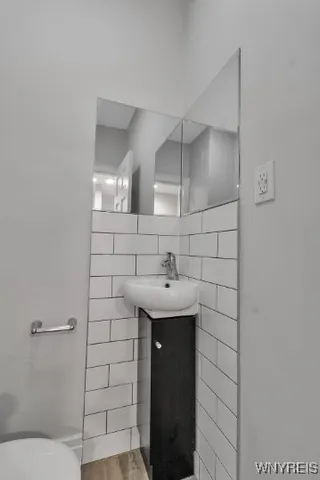 $1,950 | 105 Mariner Street, Buffalo, NY 14201