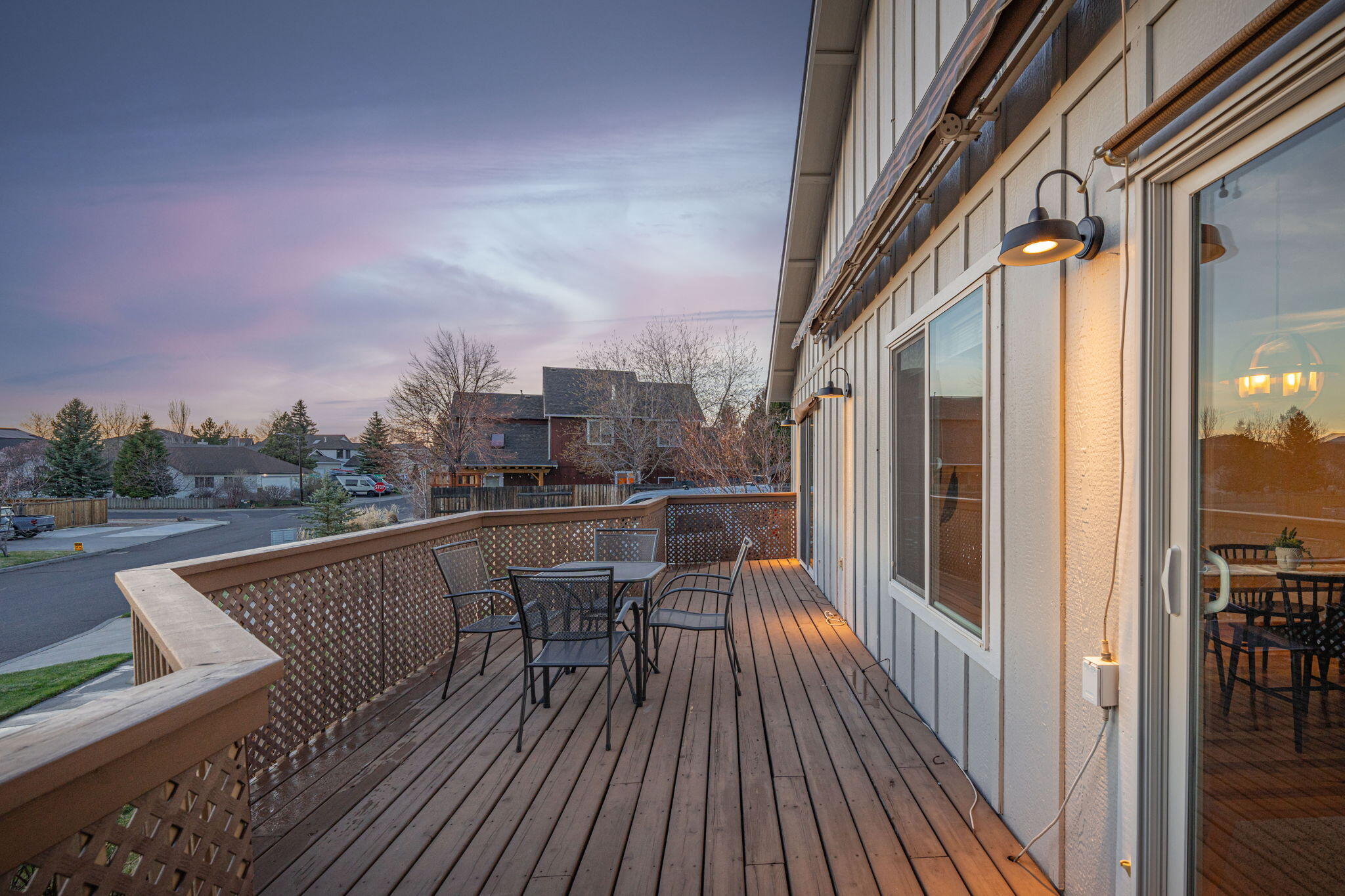 2902 Northeast Pinnacle Place Bend, OR 97701 - Photo 34 of 36 7-web-or-mls-Riley_Visuals-7