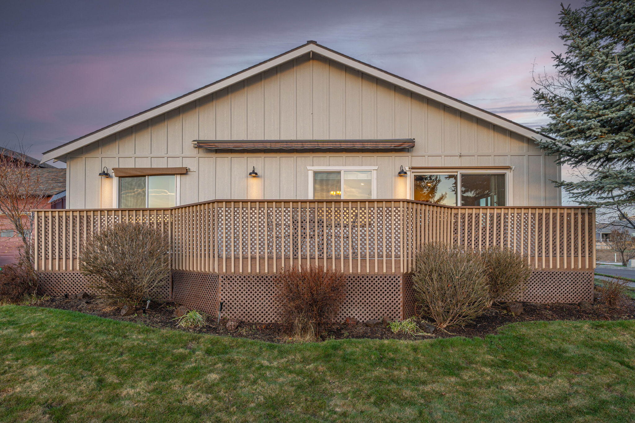 2902 Northeast Pinnacle Place Bend, OR 97701 - Photo 36 of 36 6-web-or-mls-Riley_Visuals-6