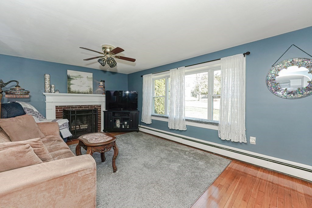 22 Riverside Drive Kingston, MA 02364 - Photo 8 of 42 Gallery Image 8