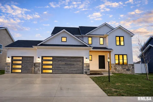 $525,500 | 2620 West Arden Way, Dunlap, IL 61525