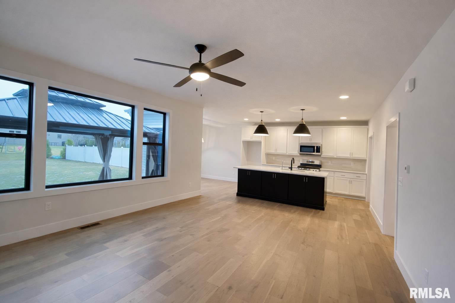 2620 West Arden Way Dunlap, IL 61525 - Photo 18 of 47