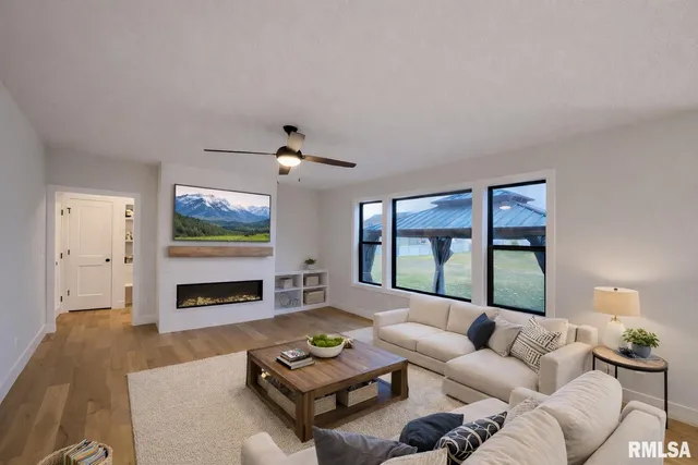 $549,900 | 2620 West Arden Way, Dunlap, IL 61525