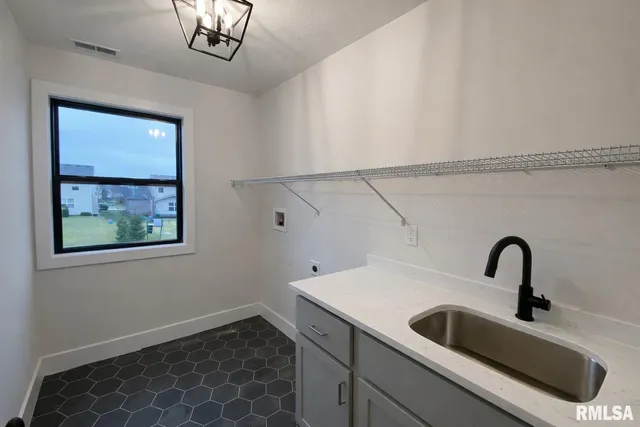 $549,900 | 2620 West Arden Way, Dunlap, IL 61525