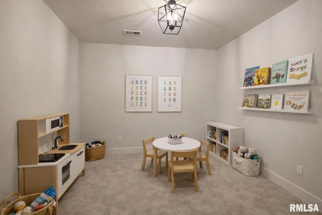 $549,900 | 2620 West Arden Way, Dunlap, IL 61525