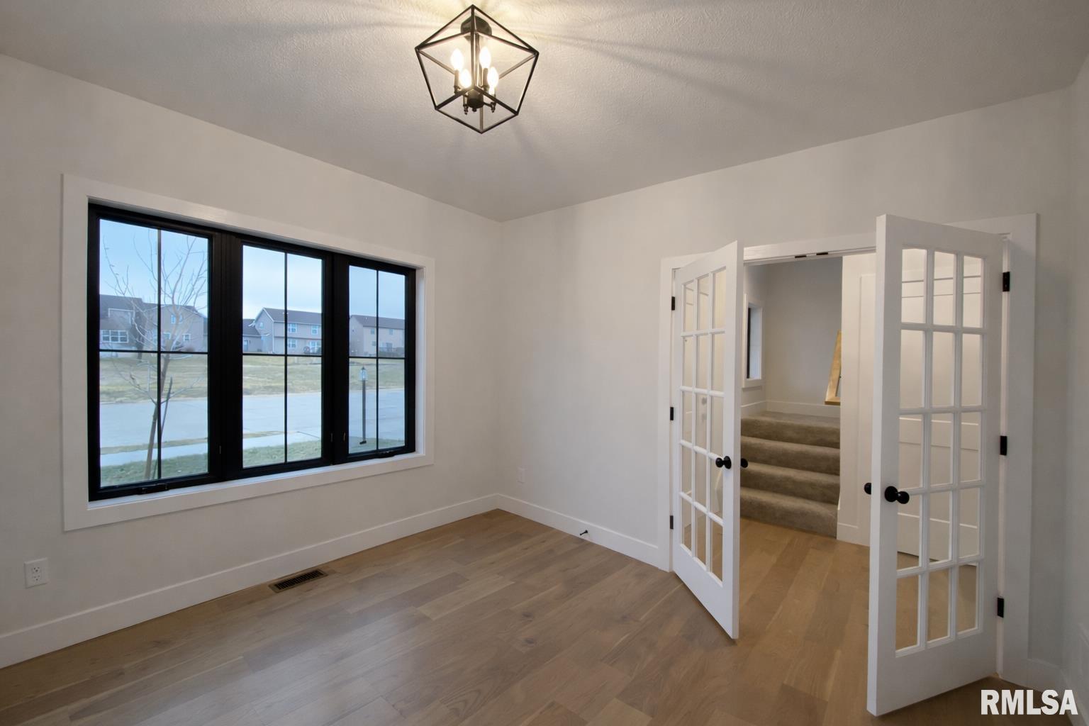 2620 West Arden Way Dunlap, IL 61525 - Photo 8 of 47