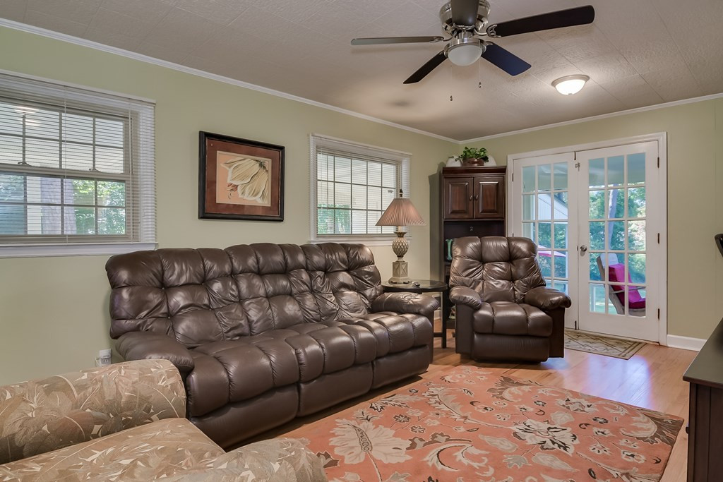 831 Legare Road Southwest Aiken, SC 29803 - Photo 5 of 21