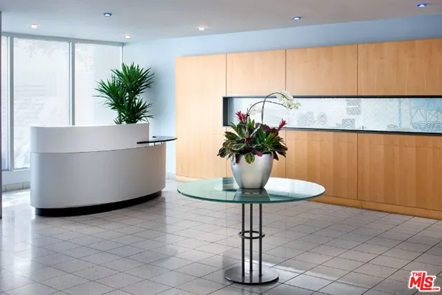 $4,250 | 1431 Ocean Avenue, Unit 902, Santa Monica, CA 90401