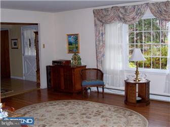 12 Far View Road Chalfont, PA 18914 - Photo 3 of 10 Gallery Image 3
