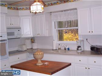 12 Far View Road Chalfont, PA 18914 - Photo 5 of 10 Gallery Image 5