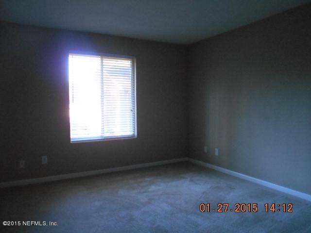8849 Old Kings Road, Unit 182 Jacksonville, FL 32257 - Photo 5 of 10 Bedroom 1