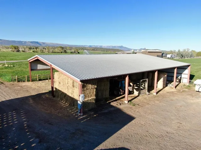 a view of a house with a outdoor space