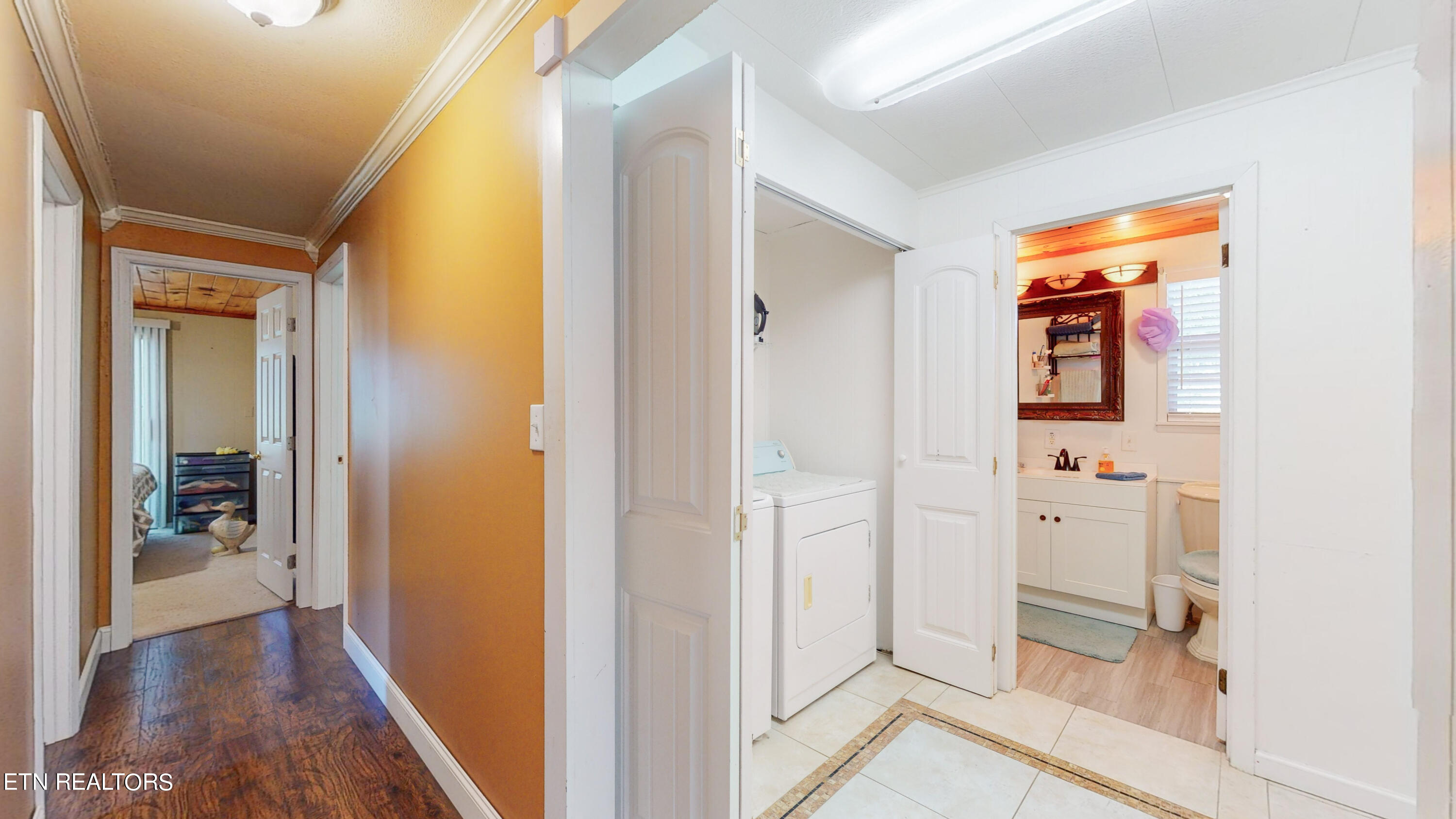 412 Glenlock Road Sweetwater, TN 37874 - Photo 18 of 53 Laundry