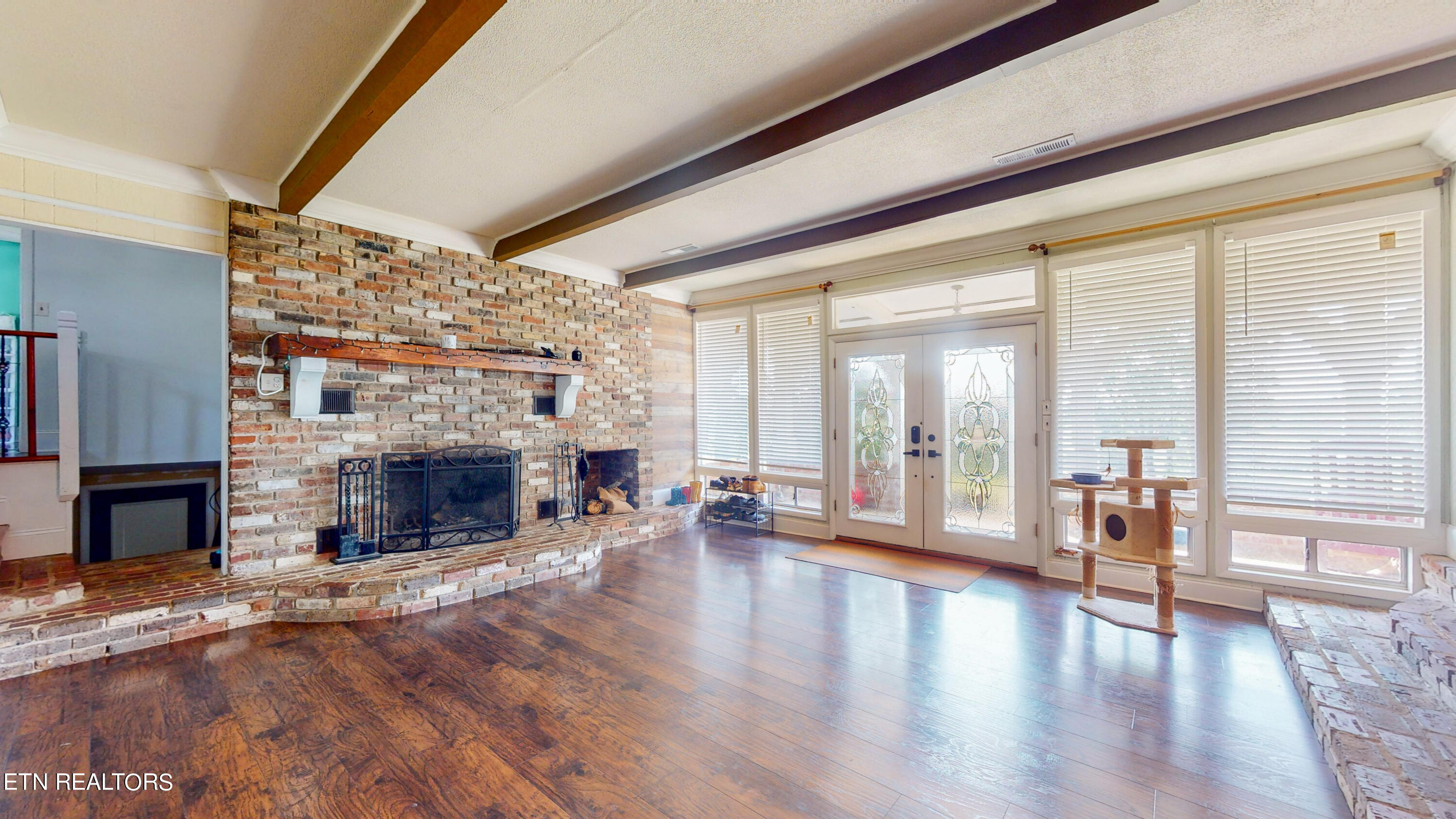 412 Glenlock Road Sweetwater, TN 37874 - Photo 29 of 53 Great room