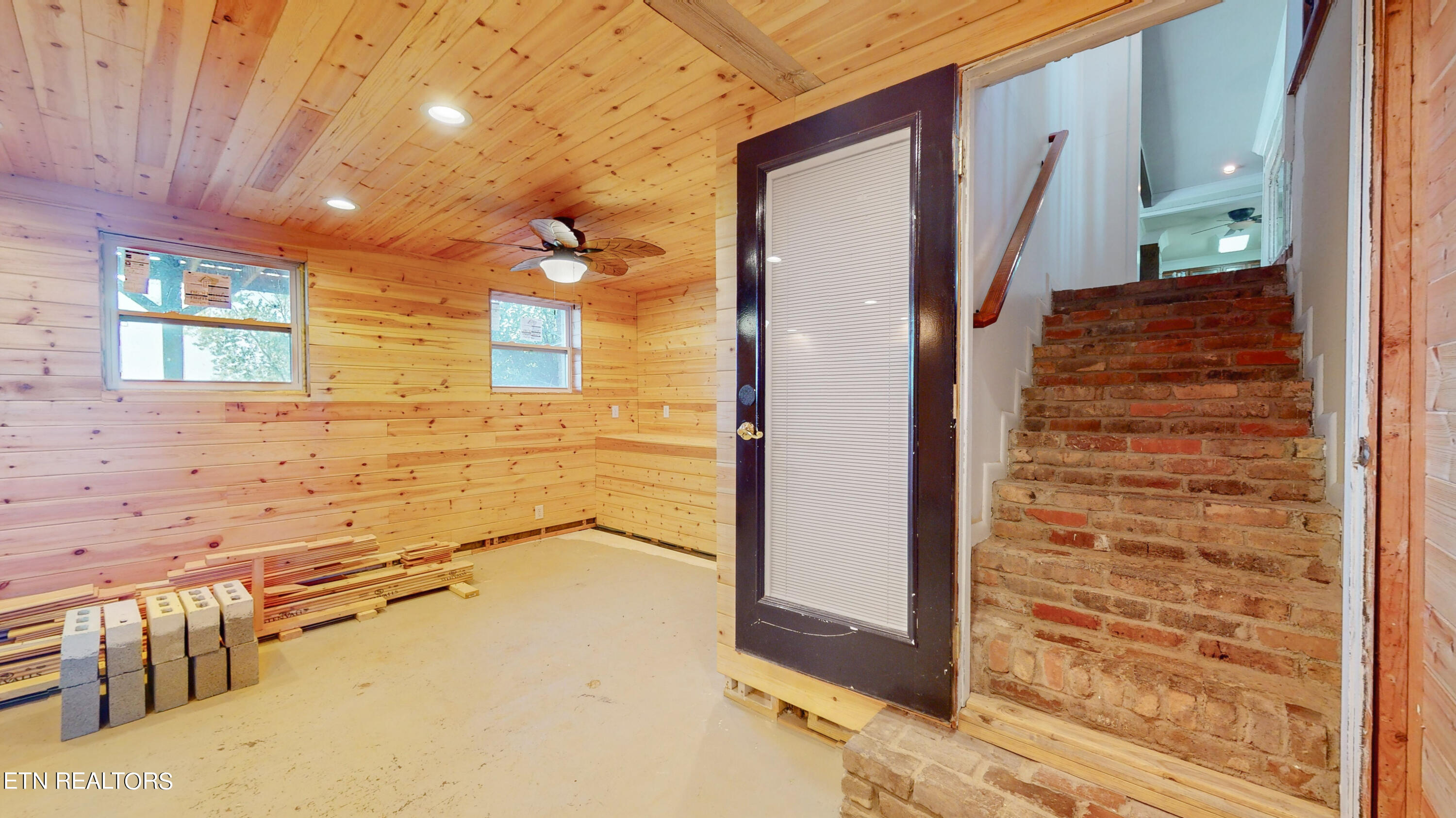 412 Glenlock Road Sweetwater, TN 37874 - Photo 35 of 53 Studio Suite