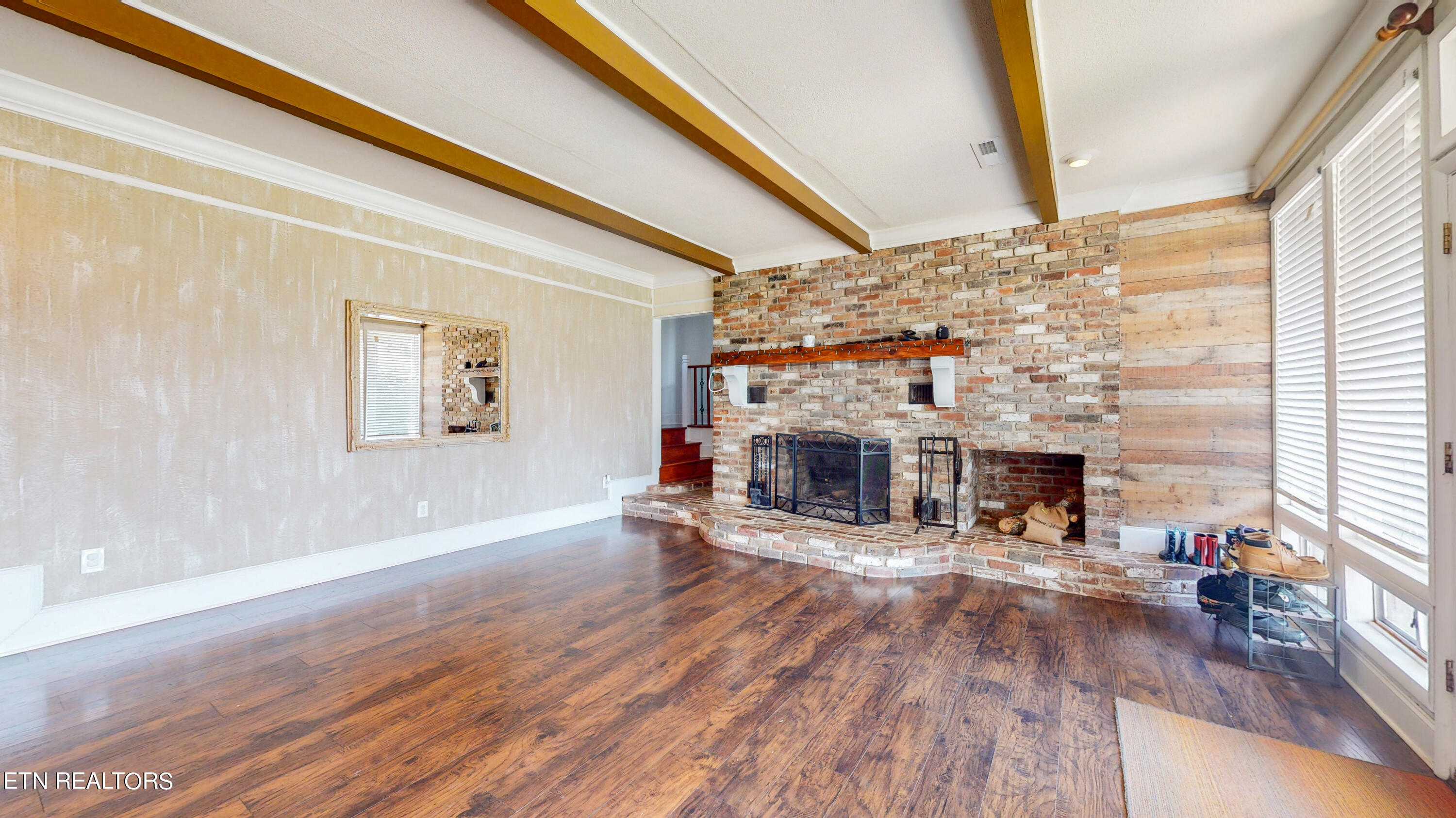 412 Glenlock Road Sweetwater, TN 37874 - Photo 8 of 53 Great Room