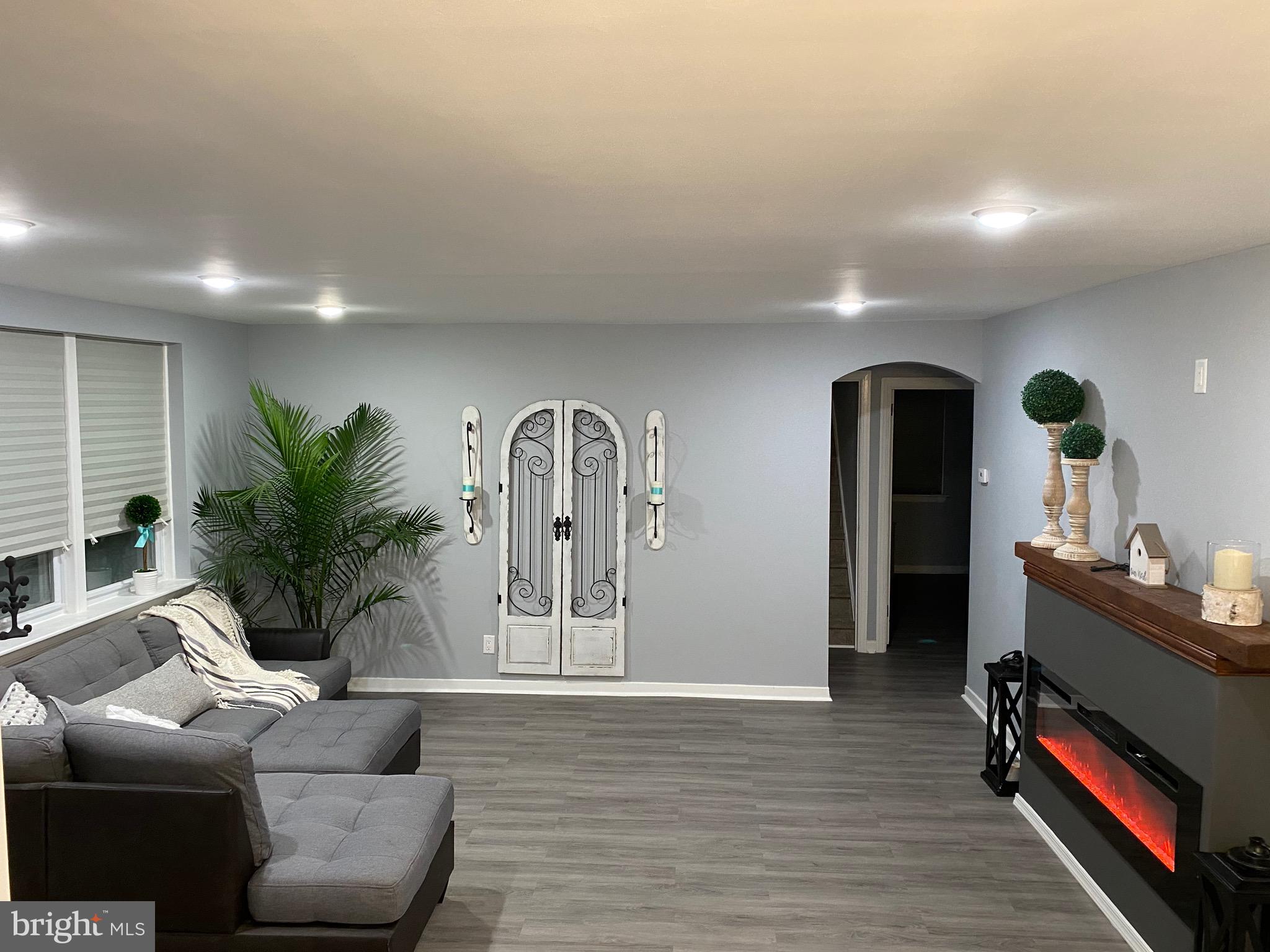 9203 Puritan Road Philadelphia, PA 19114 - Photo 8 of 10 Gallery Image 8