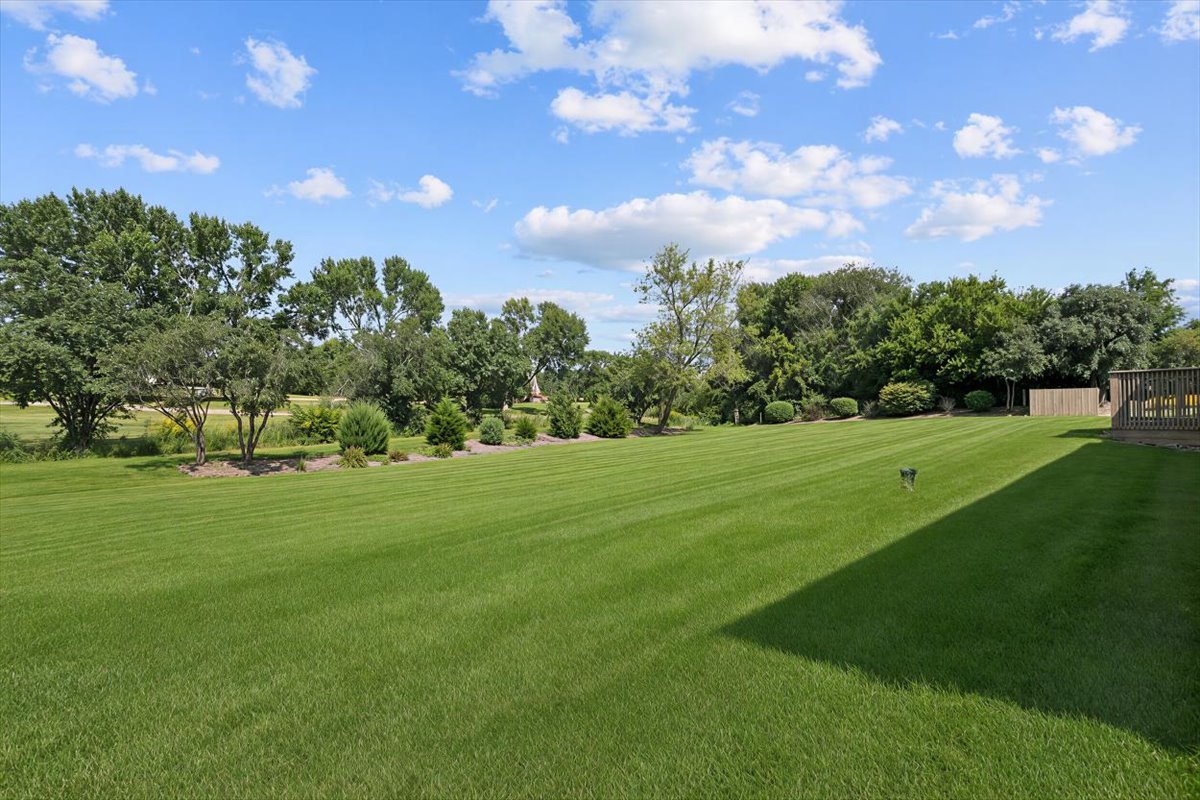 27175 North Gilmer Road Mundelein, IL 60060 - Photo 38 of 42 Gallery Image 38
