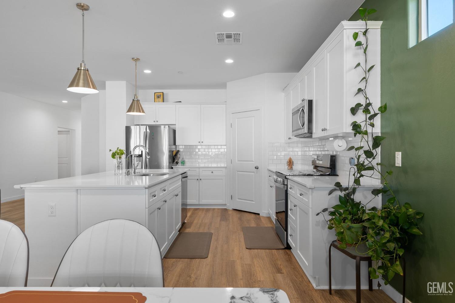 Undisclosed Address Bakersfield, CA 93311 - Photo 14 of 44