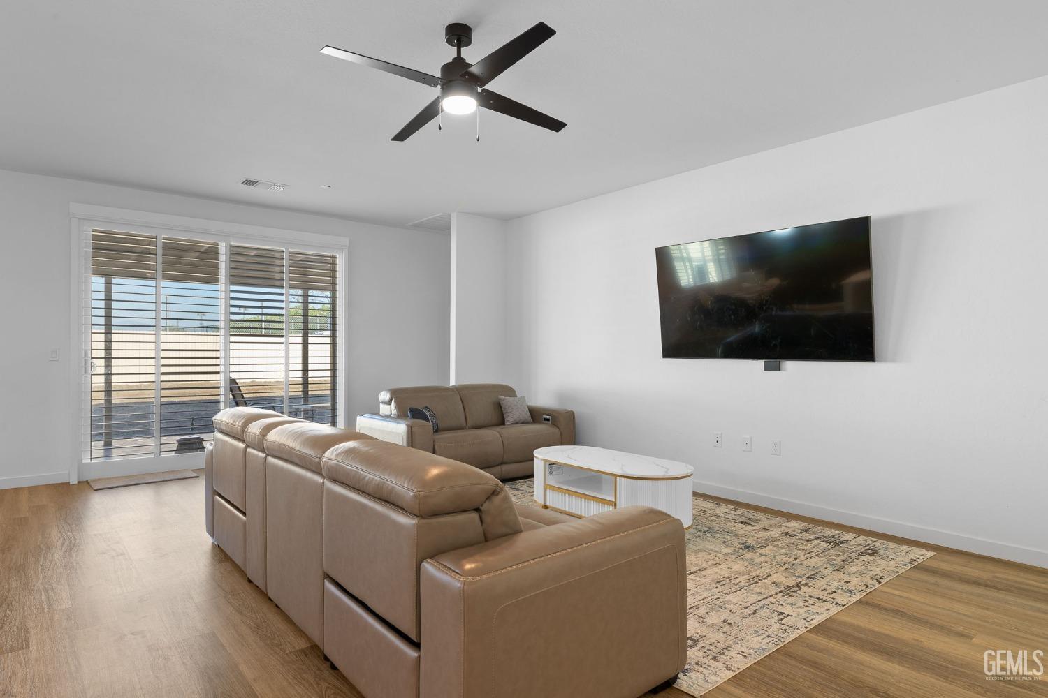 Undisclosed Address Bakersfield, CA 93311 - Photo 7 of 44