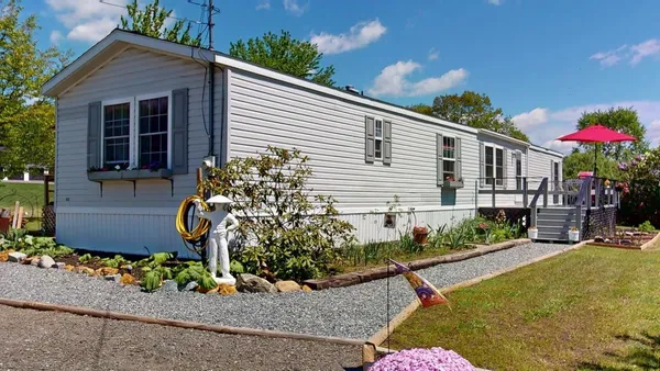 $239,900 | 9 Smith Lane, Levant, ME 04456