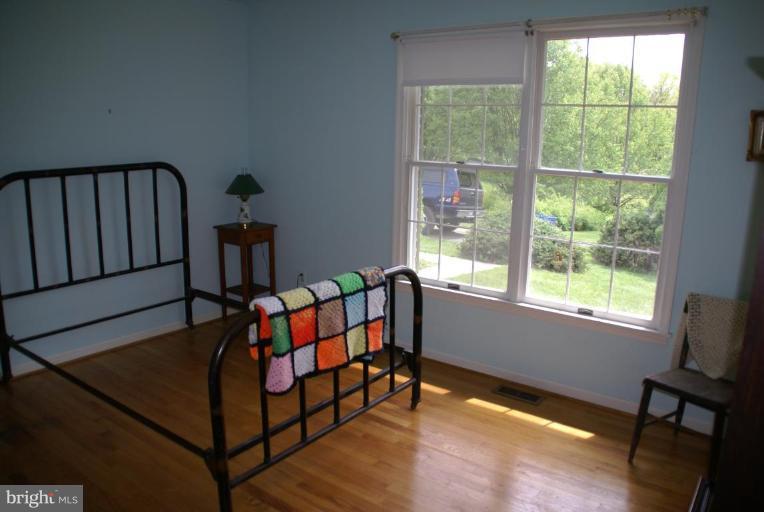 20421 Cockerill Road Purcellville, VA 20132 - Photo 11 of 18 Bedroom #2