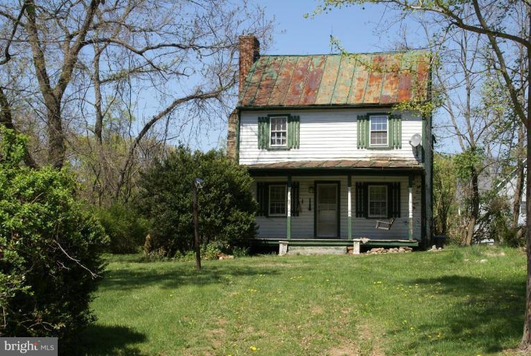 20421 Cockerill Road Purcellville, VA 20132 - Photo 12 of 18 Guest House