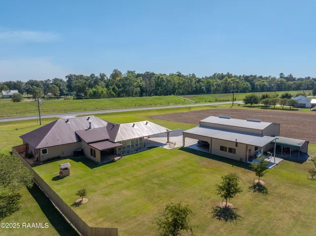 $549,500 | 8713 Highway 105, Melville, LA 71353