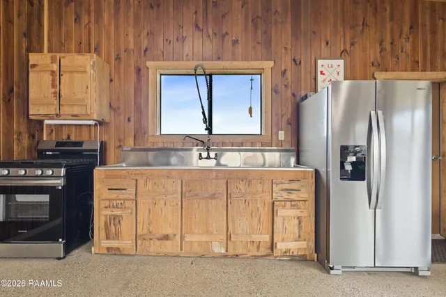 $549,500 | 8713 Highway 105, Melville, LA 71353