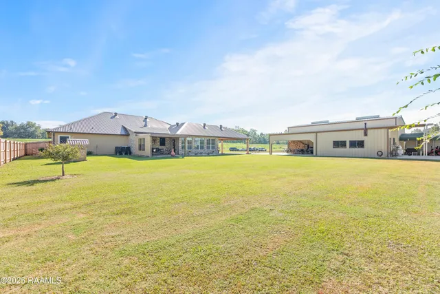 $549,500 | 8713 Highway 105, Melville, LA 71353