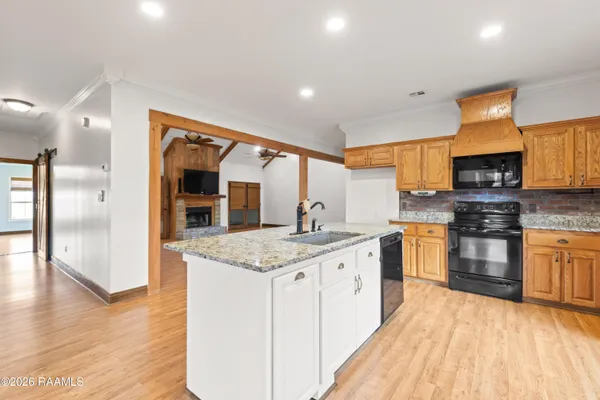 $525,000 | 8713 Highway 105, Melville, LA 71353
