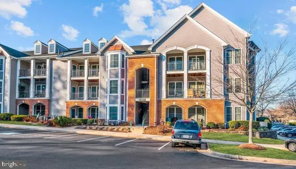 $374,900 | 46622 Drysdale Terrace, Unit 300, Sterling, VA 20165