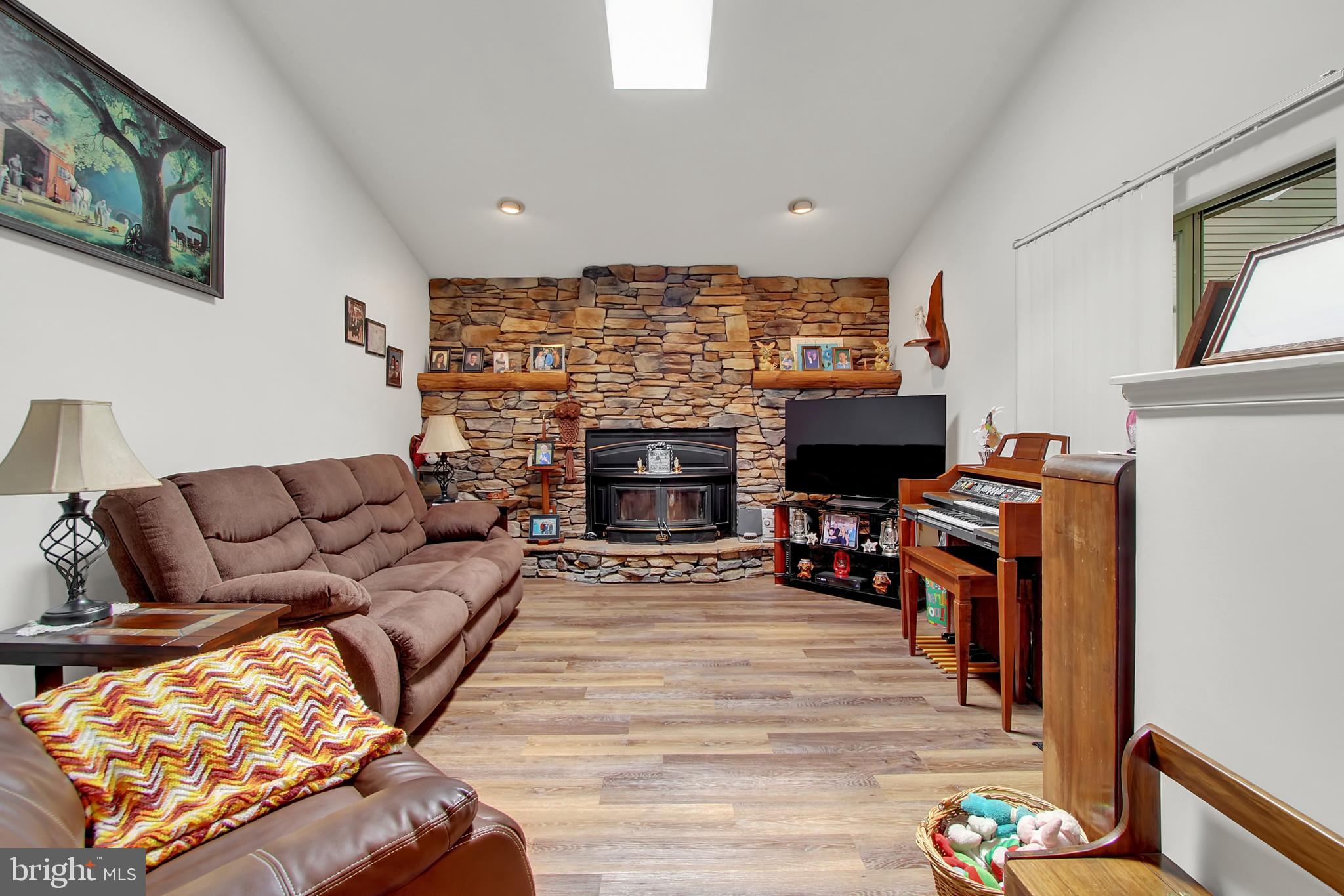 4130 Locust Point Court Dover, PA 17315 - Photo 11 of 26 Gallery Image 11