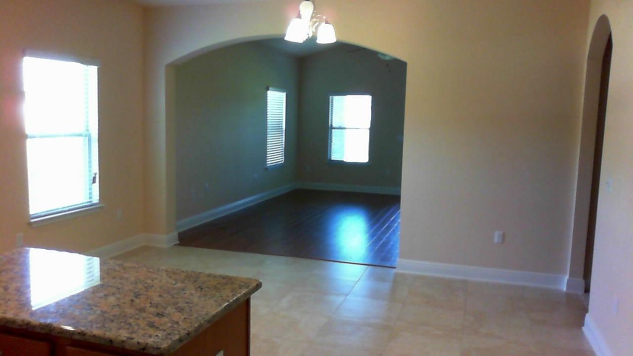 41 Twain Trail Freeport, FL 32439 - Photo 5 of 19 a view of a livingroom with a window