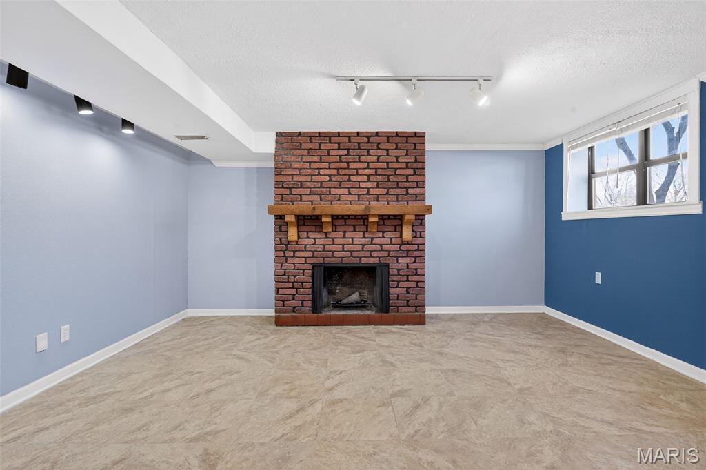 44 St Lawrence Drive Ballwin, MO 63021 - Photo 12 of 19