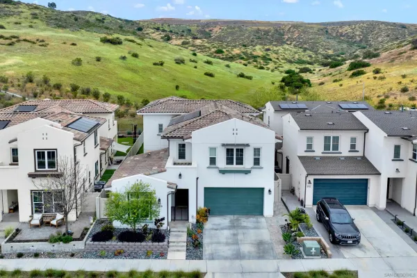 $1,540,000 | 9108 West Bluff Place, Santee, CA 92071