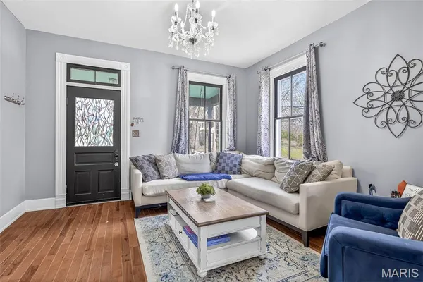 $179,900 | 170 Seraphin Street, Ste. Genevieve, MO 63670